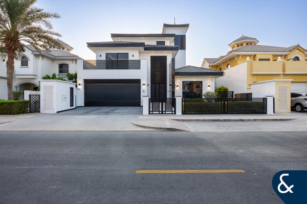 3 Floors | Fully Renovated | Furnished